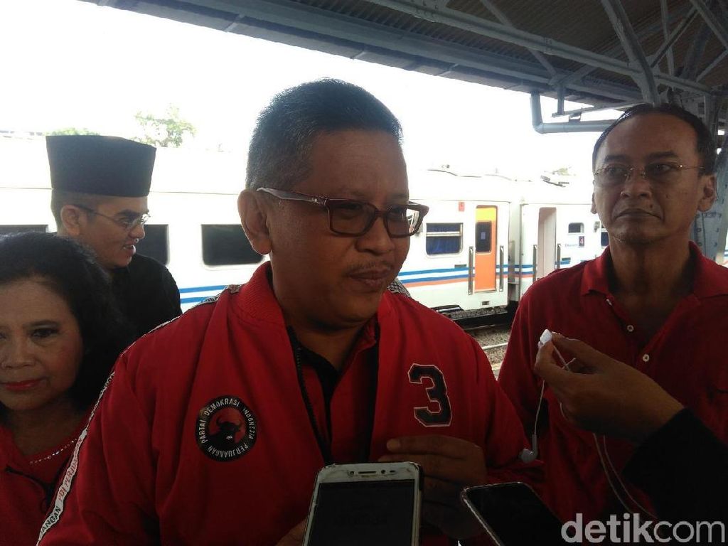 PDIP Berangkatkan 12 Ribu Pemudik ke Jawa dan Sumatera PDIP Berangkatkan 12 Ribu Pemudik ke Jawa dan Sumatera