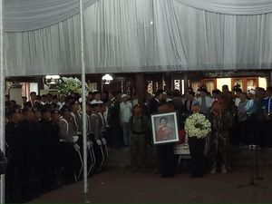 Ibas Serahkan Jenazah Ani Yudhoyono ke Pemerintah untuk Dimakamkan Ibas Serahkan Jenazah Ani Yudhoyono ke Pemerintah untuk Dimakamkan
