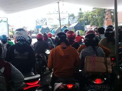 Pelabuhan Gilimanuk Bali Mulai Dipadati Pemudik di H-3 Lebaran