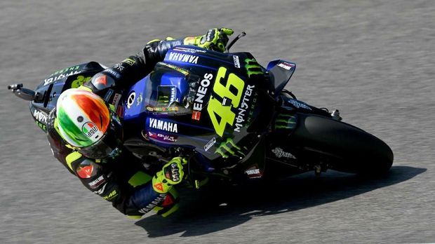 Valentino Rossi baru dua kali naik podium.