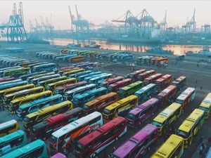 Gelar Mudik Gratis, Pelindo II Berangkatkan 22.000 Pemudik Gelar Mudik Gratis, Pelindo II Berangkatkan 22.000 Pemudik