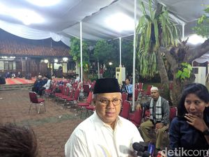 Takziah ke Cikeas, Ketua KPU: Semoga Hal Baik Ani Yudhoyono Bisa Ditiru Takziah ke Cikeas, Ketua KPU: Semoga Hal Baik Ani Yudhoyono Bisa Ditiru