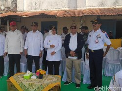 Didampingi Khofifah, Menhub Tinjau Arus Mudik di Pelabuhan Kalianget Sumenep