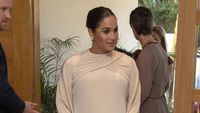 Inspirasi Pakai Kaftan untuk Lebaran dari Meghan Markle Sampai Putri Arab