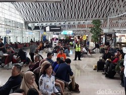 Penumpang Mudik di Bandara Makassar Tak Seramai Tahun Lalu