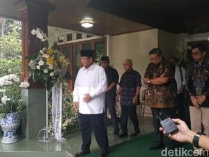 Prabowo: Ani Yudhoyono Istri yang Hebat, Pasti Pak SBY Sangat Kehilangan Prabowo: Ani Yudhoyono Istri yang Hebat, Pasti Pak SBY Sangat Kehilangan