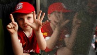 Liverpool sudah juara Liga Champions enam kali. Seperti itu penegasan fan cilik ini. (Foto: Jason Cairnduff/Action Images via Reuters)