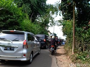 Libur Lebaran, Wisatawan Mulai Padati Jalur Alternatif Lembang