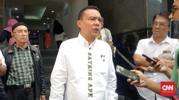 Waketum Gerindra Sufmi Dasco Ahmad menyebut ada kelompok yang meminta Prabowo mengorbankan kaum emak-emak dan ulama demi memicu amarah rakyat.