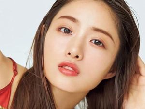 Pesona Artis Jepang Satomi Ishihara yang Masuk Daftar Wanita Tercantik Asia Pesona Artis Jepang Satomi Ishihara yang Masuk Daftar Wanita Tercantik Asia