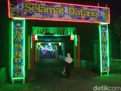 Sambut Lebaran, Gemerlap Lampion Hiasi Kampung di Trenggalek