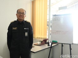 Cerita Pilot Helikopter yang Temani Traveler hingga Syahrini Terbang