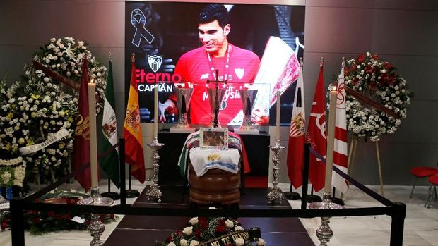 Jose Antonio Reyes telah meninggal dunia. (REUTERS/Jon Nazca)