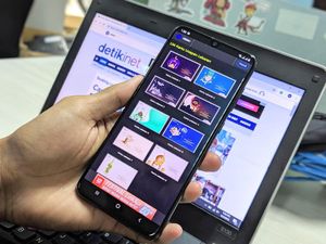 Modal HP, Yuk Bikin Sendiri Kartu Ucapan Selamat Idul Fitri Modal HP, Yuk Bikin Sendiri Kartu Ucapan Selamat Idul Fitri