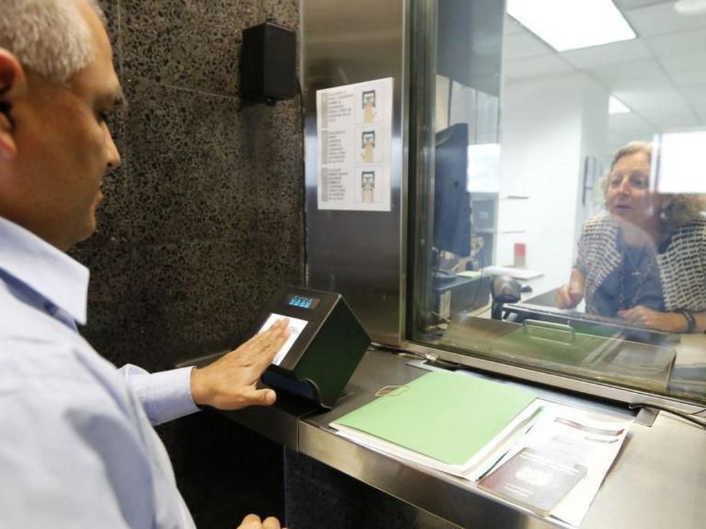 Pemohon Visa AS Wajib Cantumkan Akun Media Sosial Pemohon Visa AS Wajib Cantumkan Akun Media Sosial