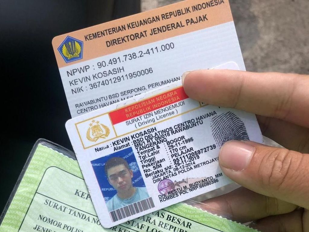 Motif Kevin Bawa Fortuner Pelat Polri Palsu: Lancar Liburan, Gagah Dilihat Pacar Motif Kevin Bawa Fortuner Pelat Polri Palsu: Lancar Liburan, Gagah Dilihat Pacar