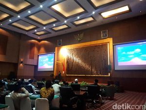 Jelang Sidang Isbat, Menag Terima Paparan Posisi Hilal Jelang Sidang Isbat, Menag Terima Paparan Posisi Hilal