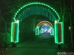 Gemerlap Lampu Hias Sambut Lebaran di Kampung-kampung Trenggalek