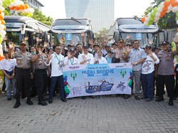 Antam Angkut 2000 Pemudik Naik Bus dan Kapal Laut
