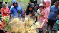 Wanginya Bisnis Bunga Jelang Lebaran