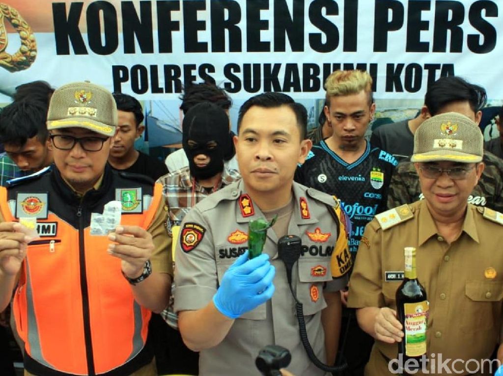 Jelang Lebaran, Aparat Ringkus 16 Anggota Geng Motor di Sukabumi Jelang Lebaran, Aparat Ringkus 16 Anggota Geng Motor di Sukabumi