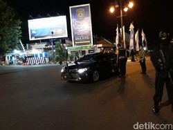 Kapolda Jateng Tiba di Lokasi Ledakan Pospol Kartasura Sukoharjo