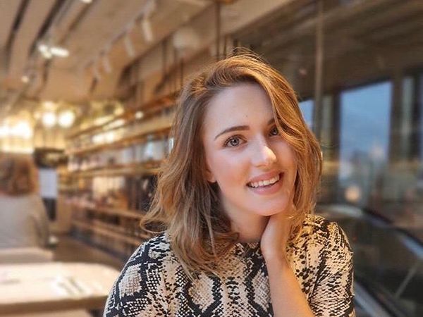 Foto: Selebgram Cantik yang Kontroversial karena Fotonya Bersama Cewek Gemuk