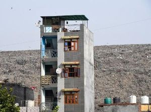 Gunung Sampah di India Diprediksi Lebih Tinggi dari Taj Mahal Tahun Depan