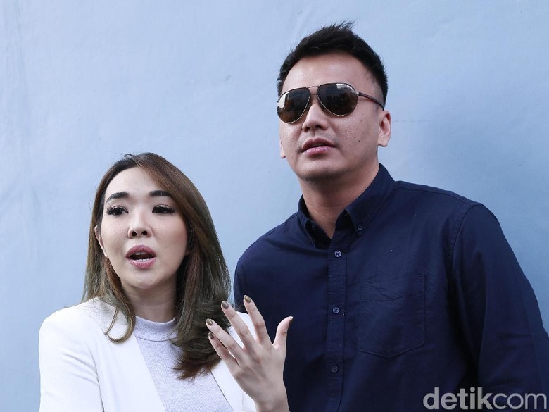 Heboh Video Joget Gisel di Kelab Malam