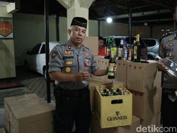 Polisi Garut Sita 843 Miras yang Akan Dijual Saat Malam Takbiran