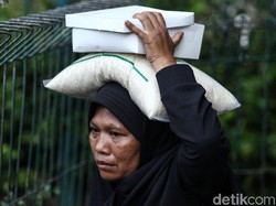 8 Orang yang Berhak Menerima Zakat seperti Tercantum dalam Al-Quran