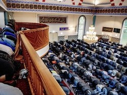 Salat Id di Bekasi Diperketat: Wajib Tunjukkan KTP-Jarak 1,5 Meter