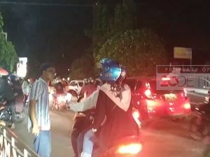 Malam Takbiran, Lalu Lintas di Alun-alun Kota Cirebon Padat