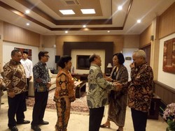 Gelar Open House, Sri Mulyani Sekaligus Rayakan Ultah Suami