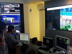 Kondisi Malam Takbir di Surabaya Lengang, Polisi Tetap Siaga