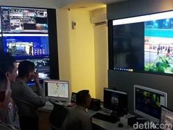 Kondisi Malam Takbir di Surabaya Lengang, Polisi Tetap Siaga