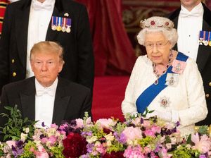 Cerita Ratu Elizabeth II yang Tampar Keluarganya di Depan Elton John Cerita Ratu Elizabeth II yang Tampar Keluarganya di Depan Elton John