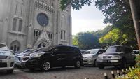 Melihat Katedral Sediakan Lahan Parkir untuk Jemaah Salat Id Masjid Istiqlal
