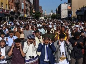 Sejarah di New York Saat Kumandangkan Azan Kini Tak Perlu Izin Sejarah di New York Saat Kumandangkan Azan Kini Tak Perlu Izin