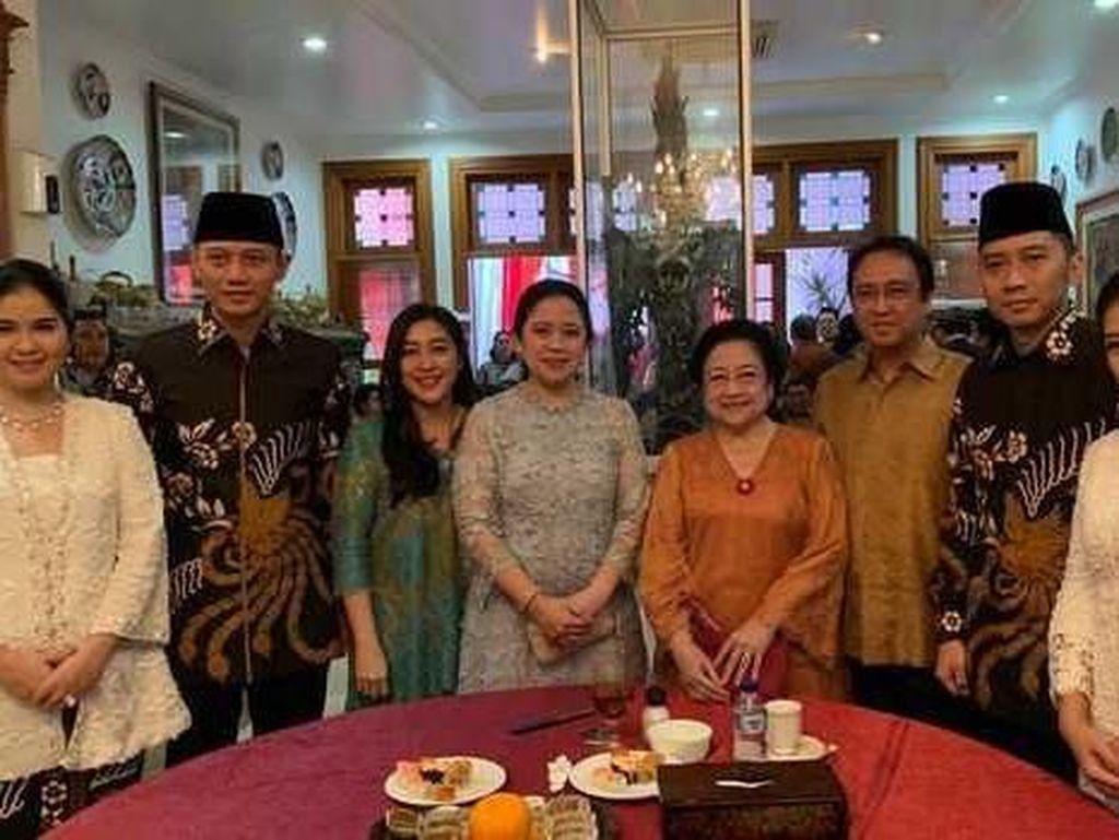 Silaturahmi AHY Dianggap Memutus Sejarah Ketegangan Megawati-SBY Silaturahmi AHY Dianggap Memutus Sejarah Ketegangan Megawati-SBY
