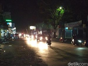 Lebaran Pertama, Masih Ada Pemudik Melintasi Garut Malam Ini