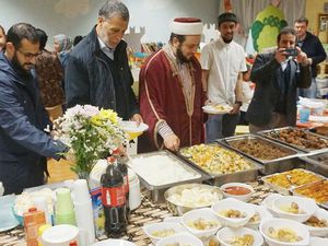 Hangatnya Ramadhan di Milan, Kota Mode Italia Hangatnya Ramadhan di Milan, Kota Mode Italia