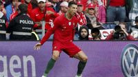Selebrasi ikonik Ronaldo. (