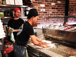 Kerja Keras Seperti Kuda Demi Dolar Australia