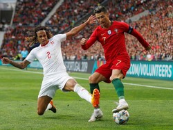 Selecao das Quinas memetik kemenangan 3-1 atas Swiss saat bertanding di Estadio do Dragao, Kamis (6/6/2019) dinihari WIB. Ronaldo memborong gol tim tuan rumah. (Foto: Rafael Marchante/Reuters)