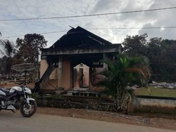 Rumah Warga yang Terbakar Akibat Bentrok di Buton Mulai Dibangun