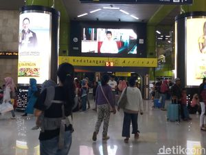 Pemudik di Stasiun Gambir Diprediksi Naik 9 Persen Dibanding Tahun Lalu