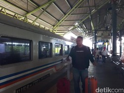 Video 28 Keberangkatan Kereta dari Jakarta Dibatalkan Gegara Corona