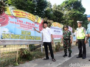 Potret Deretan Karangan Bunga Terima Kasih kepada TNI-Polri di Suramadu