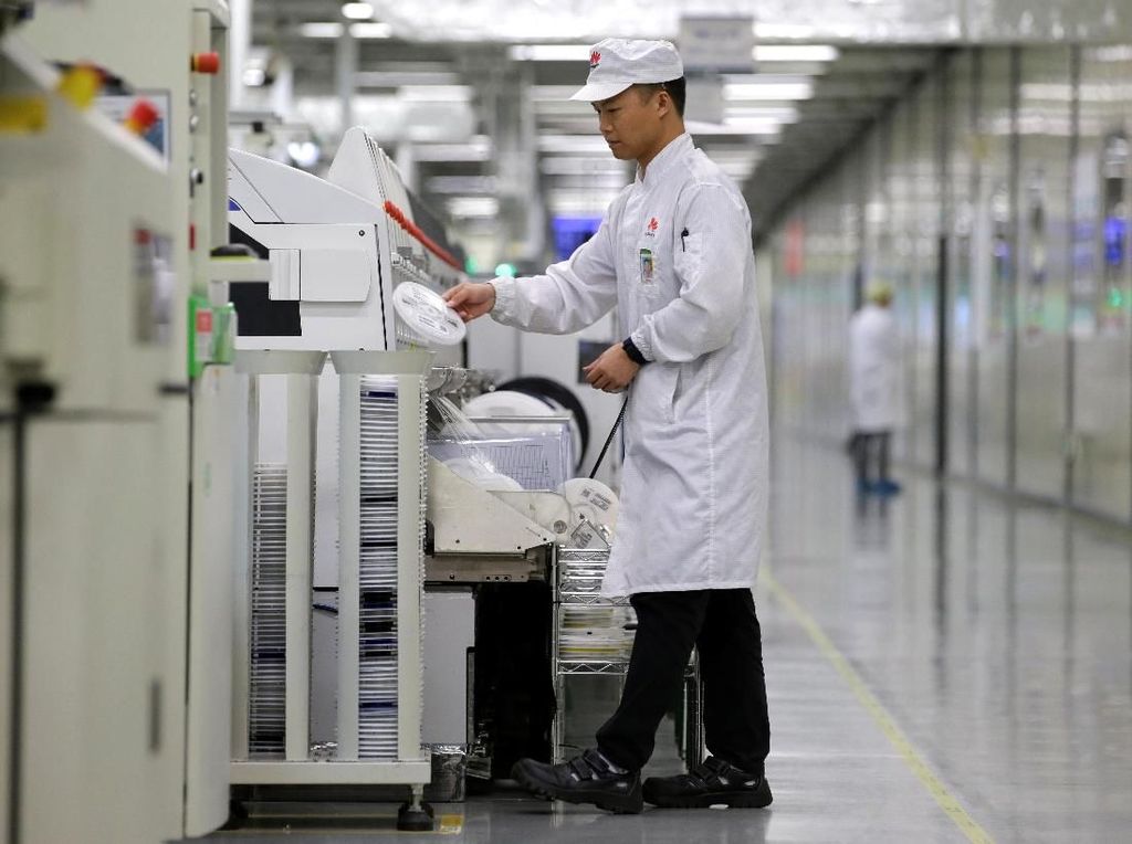 China Peringatkan Perusahaan Teknologi yang Jegal Huawei China Peringatkan Perusahaan Teknologi yang Jegal Huawei